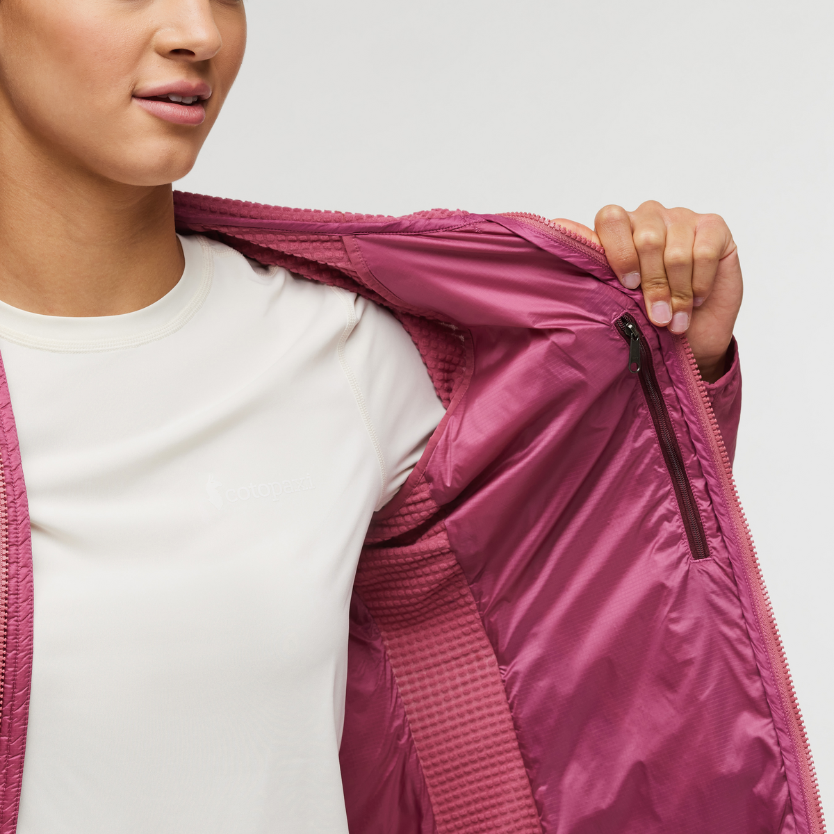 Capa Hybrid Insulated Hooded Jacket - Women's - Image 8